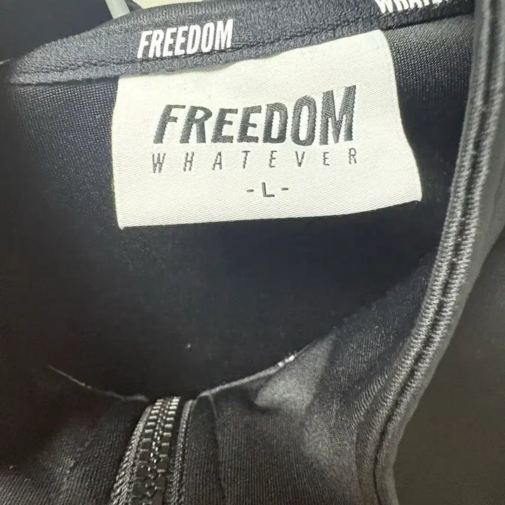 [BUNJANG] Freedom Lettering Jacket / 프리덤 레터링 자켓 진보