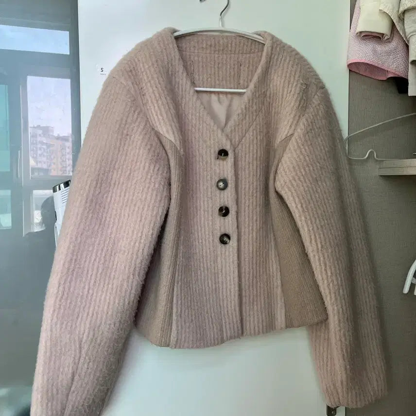 [BUNJANG] [개당50,000원] 겨울 아우터 코트 정리 (던스트, 마뗑킴) / [개당50,000원] 겨울 아우터 코트 정리 (던스트, 마뗑킴)