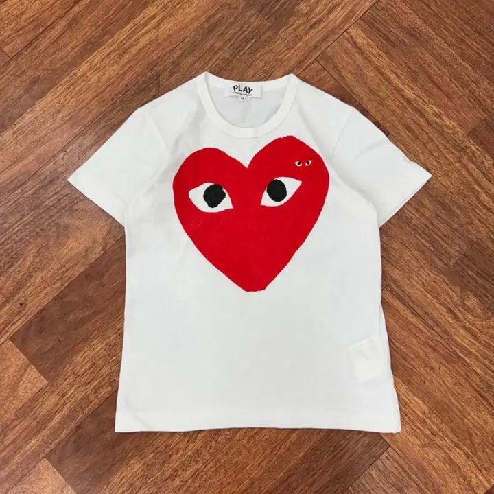 [SOLD OUT] 꼼데가르송 플레이 레드 더블 하트 티셔츠 M