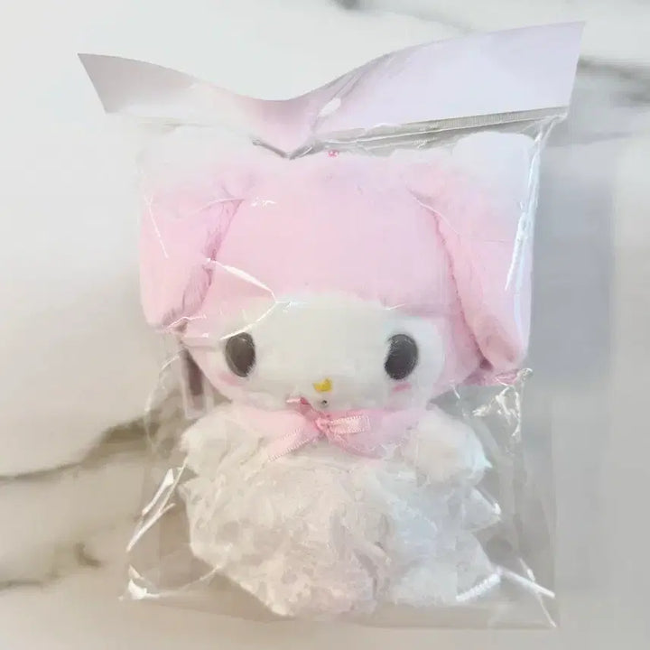 [BUNJANG] Sanrio My Melody Lady White Birthday Mascot Doll (Sealed) / 미개봉 새상품 산리오 마이멜로디 생일 마스코트 레이디 화이트