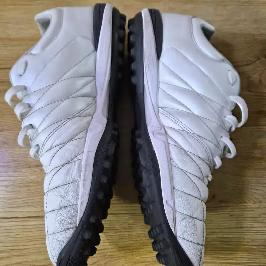[BUNJANG] Athleta O-Rei Futsal Shoes / 아슬레타 오레이 풋살화 260