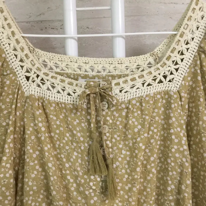 [BUNJANG] Thursday Island 22 Smoke Blouse / 써스데이아일랜드 22 스모크 블라우스 S