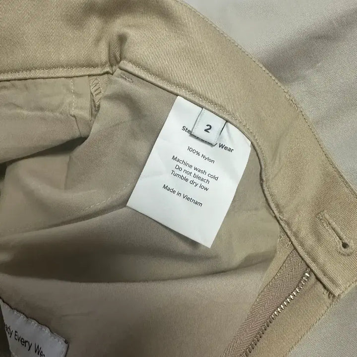 [BUNJANG] Steady Around Beige/Ivory Shorts Size 2 / 스테디에브리웨어 베이지/아이보리 반바지 2 사이즈 급처