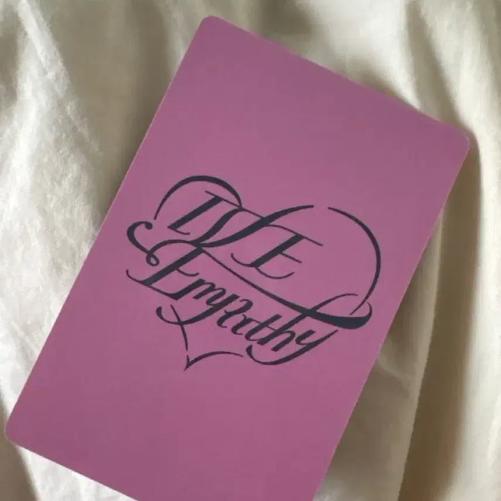 [BUNJANG] IVE (Leeseo) Hologram Photocard (Youngpoong Bookstore) / 아이브 이서 홀로그램 포카(영풍문구)