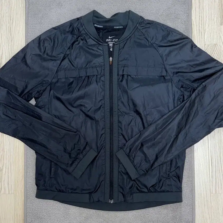 [BUNJANG] Nike Dri-FIT Windbreaker Jacket (M) / [S급] 라스트 할인 나이키 드라이핏 바람막이 자켓 M