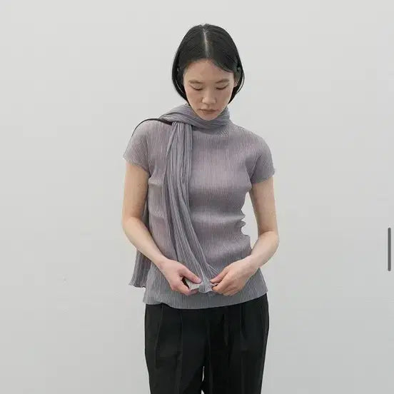 [BUNJANG] 르누이 Aria Piano Pleats Scarf / 르누이 플리츠 스카프 Aria Piano Pleats Scarf (Gre