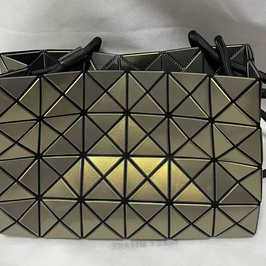 [BUNJANG] Bao Bao Crossbody Bag / 바오바오크로스백