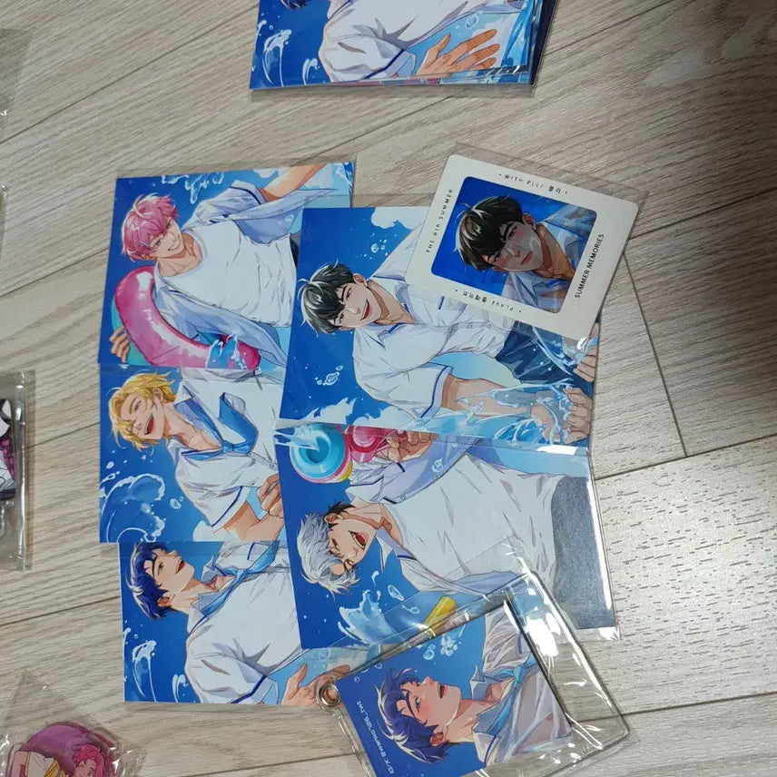 [BUNJANG] PLAVE Gam-su-ji Photocard and Postcard Set / 플레이브 감수지 포카 엽서 물에젖는 엽서