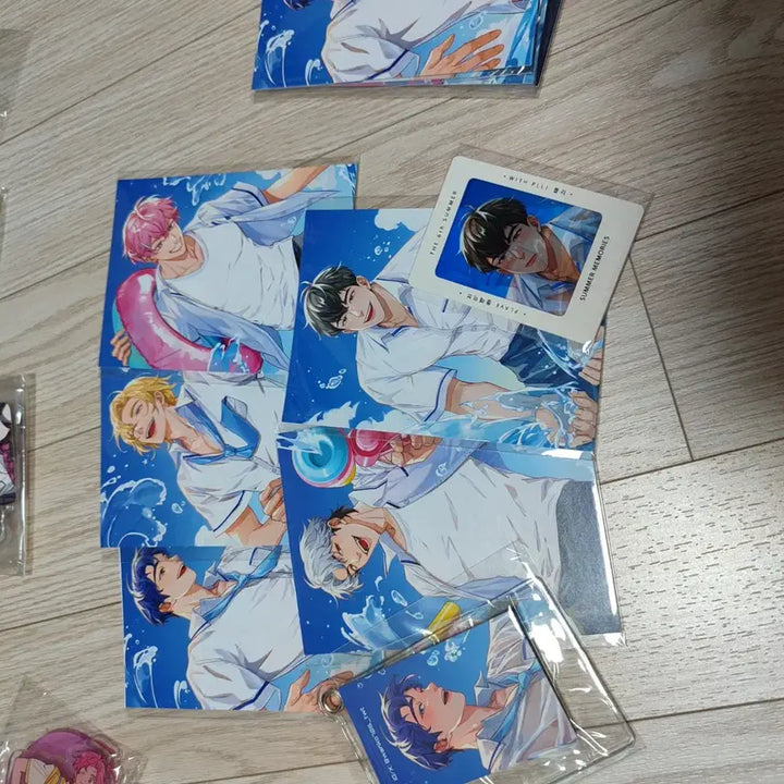 [BUNJANG] PLAVE Gam-su-ji Photocard and Postcard Set / 플레이브 감수지 포카 엽서 물에젖는 엽서