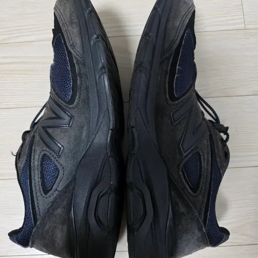 [SOLD OUT] 뉴발란스 자운드 네이비 990v4 285