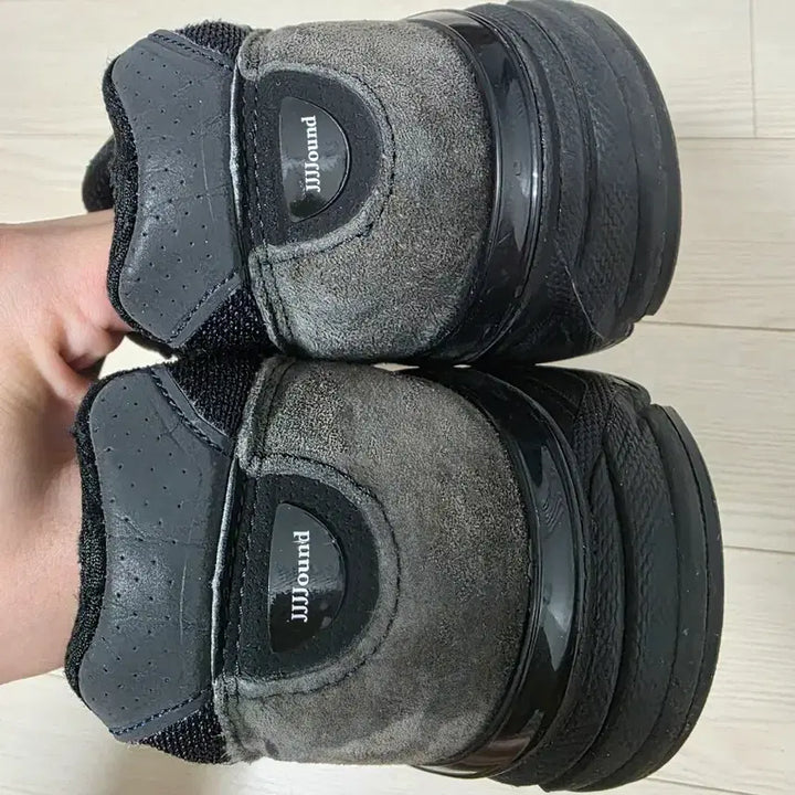 [SOLD OUT] 뉴발란스 자운드 네이비 990v4 285
