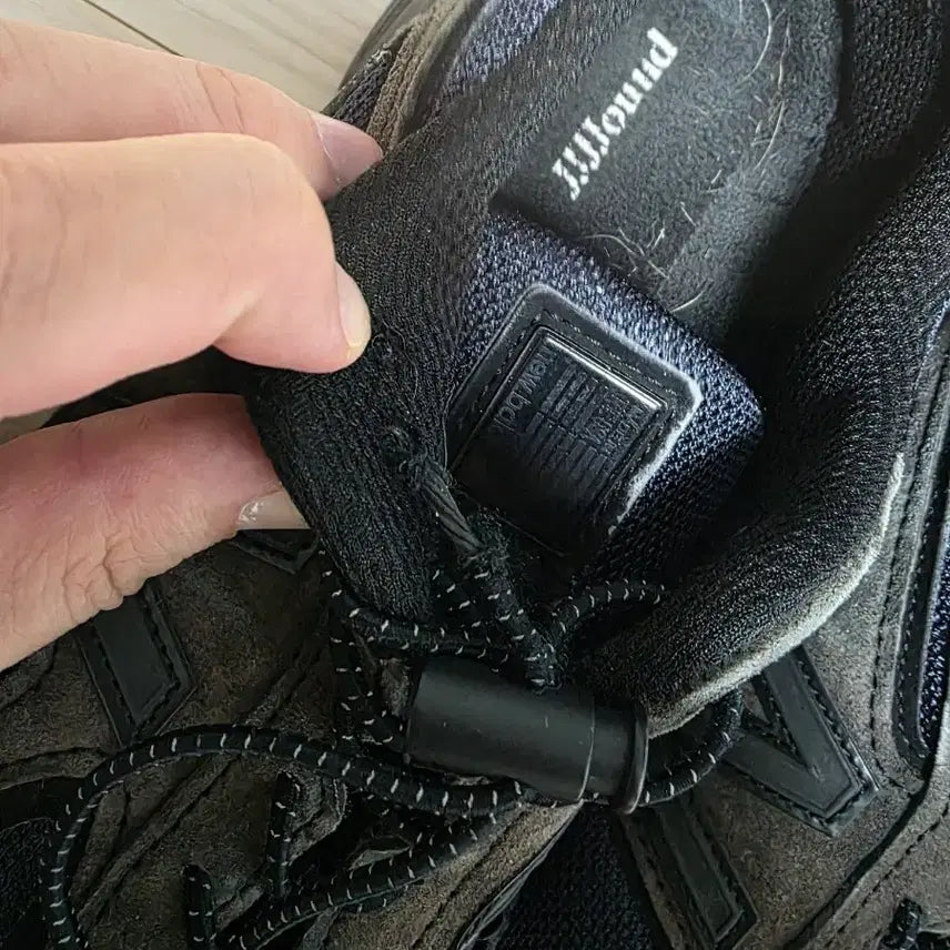 [SOLD OUT] 뉴발란스 자운드 네이비 990v4 285