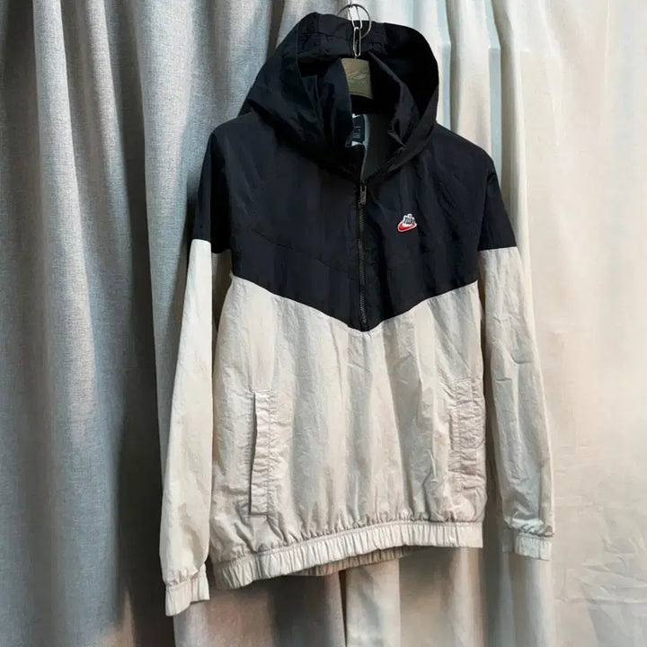 [BUNJANG] Nike Windrunner Heritage Anorak Windbreaker Jacket / [M/루즈핏] 나이키 윈드러너 헤리티지 아노락 바람막이
