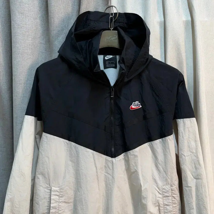 [BUNJANG] Nike Windrunner Heritage Anorak Windbreaker Jacket / [M/루즈핏] 나이키 윈드러너 헤리티지 아노락 바람막이