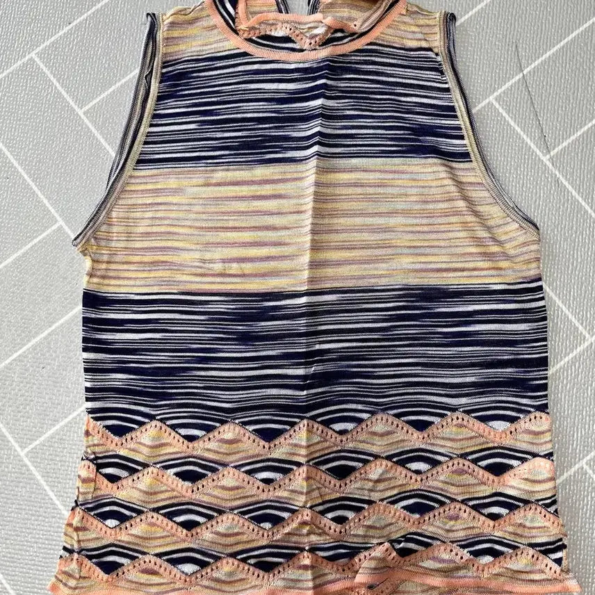 [BUNJANG] Missoni VELA Stripe Tank Top / 미쏘니 VELA 스트라이프 새상품