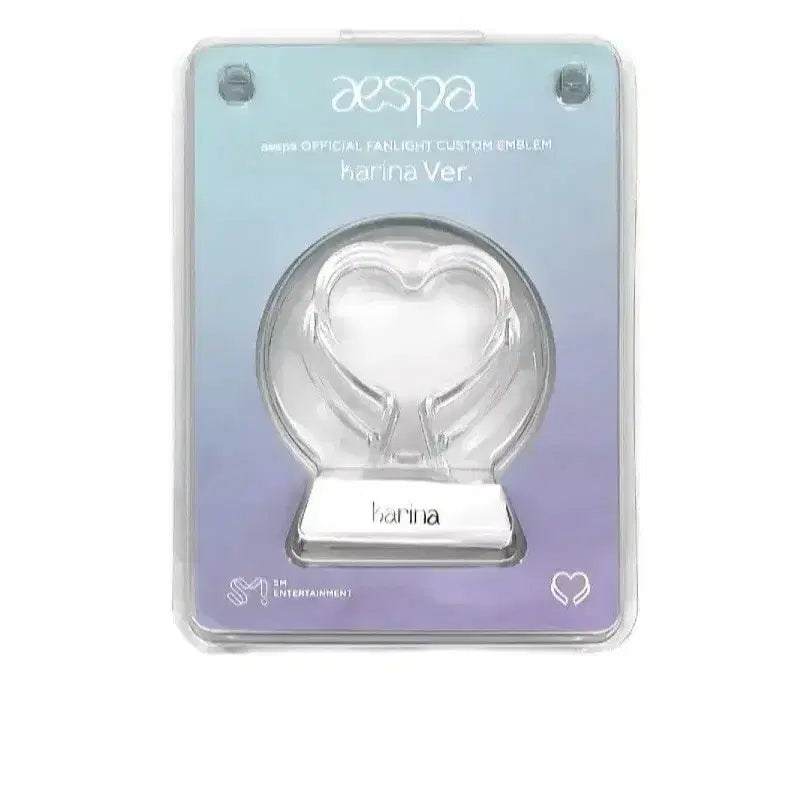 [BUNJANG] aespa 공식 응원봉 &amp; 카리나 엠블럼 양도 / aespa 공식 응원봉 &amp; 카리나 엠블럼