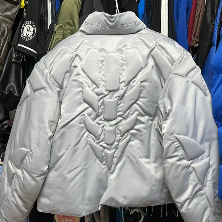[BUNJANG] Surgery Biker Embossed Puffer Jacket Gray L / 써저리 바이커 엠보싱 푸퍼 자켓 그레이 L판매 쿨거 시 네고
