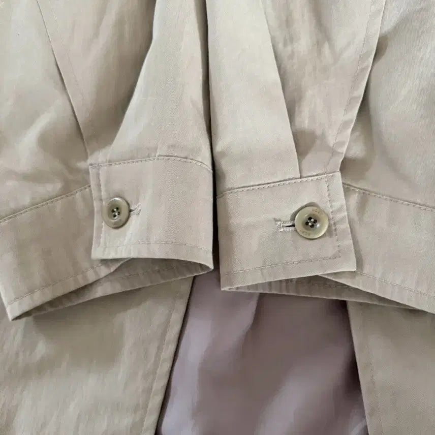 [BUNJANG] August Half Trench Coat (Beige) / 어그스트 하프트렌치코트(베이지)