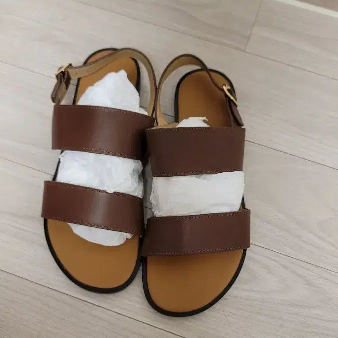 [BUNJANG] TheCashmere Leather Sandals (Size 36/230) / 더캐시미어 새상품 가죽 샌들36 (230)