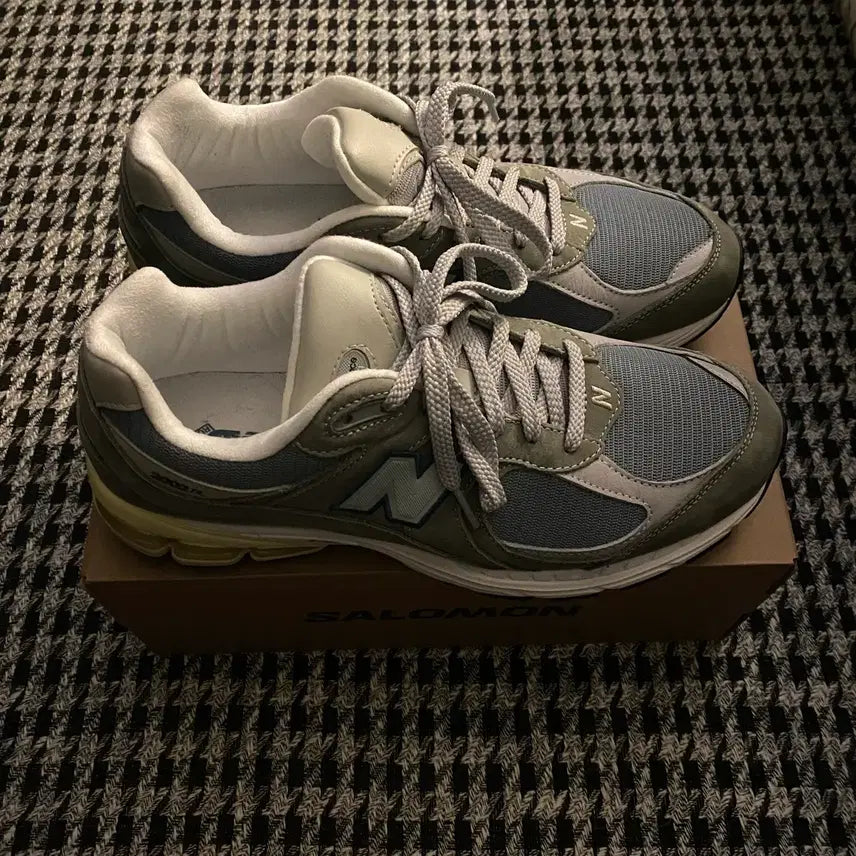 [BUNJANG] New Balance 2002R Cool Grey Sneakers / [무료배송] 뉴발란스 2002R Cool Grey 280