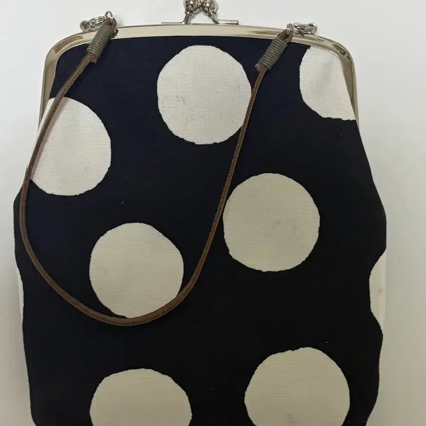 [BUNJANG] SOU·SOU Dot Gamaguchi Bag Crossbody Bag / 소우소우 도트 가마구치백 크로스백 김아홉 미쏘 에잇세컨즈 비온