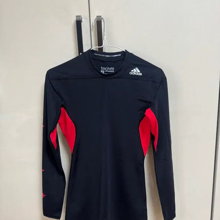 [BUNJANG] Adidas Performance T-Shirt Size 100 / 아디다스 기능성 티셔츠 100