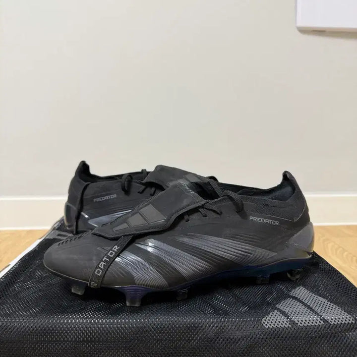 [BUNJANG] Adidas Predator Elite FT FG Soccer Cleats / 아디다스 프레데터 엘리트 ft fg 270