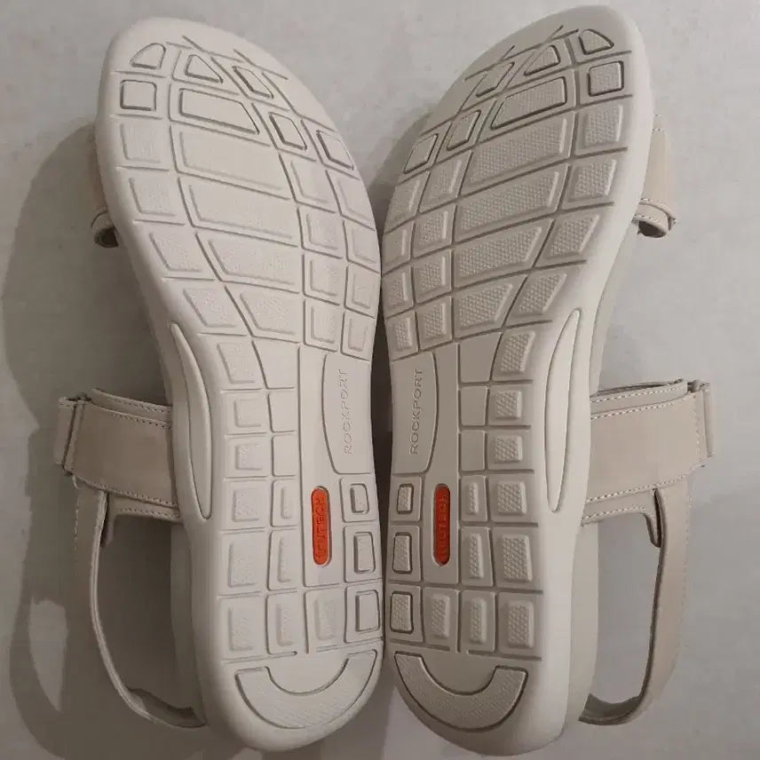[BUNJANG] Rockport Leather Sandals / 당근99도 ROCKPORT(락포트) 정가18만원 샌들 *백화점 새상품*