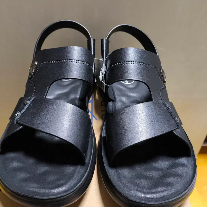 [SOLD OUT] (새상품)265 남성 샌들 슬리퍼 프로월드컵 여름 운동화