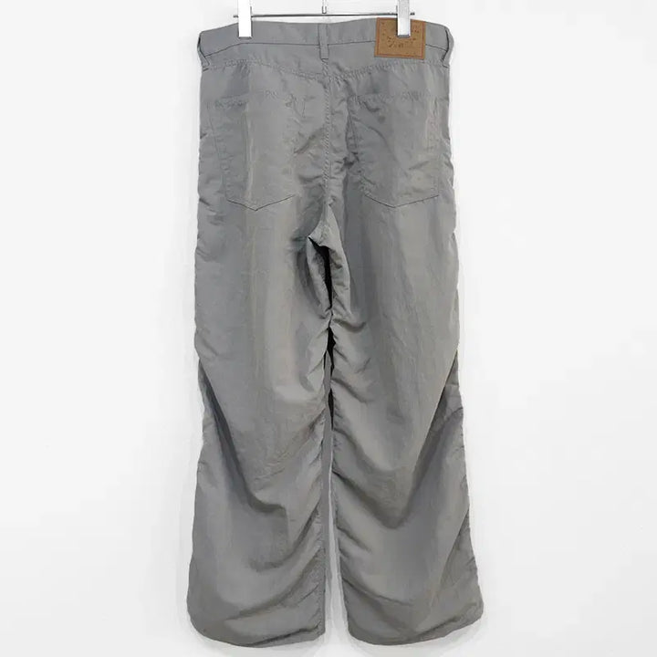 [BUNJANG] Unused Nylon Pants Gray Size 2 / 언유즈드 25FW 나일론 팬츠 그레이 2사이즈 판매합니다