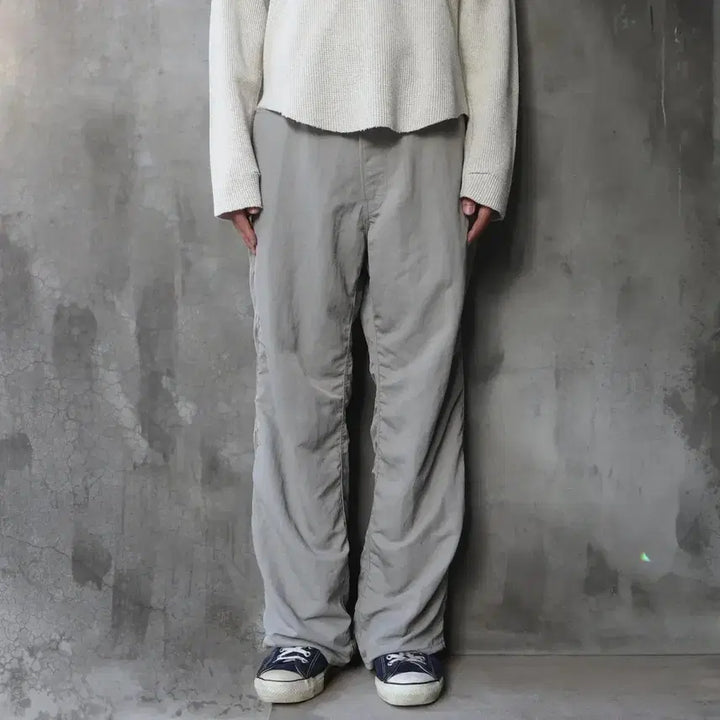 [BUNJANG] Unused Nylon Pants Gray Size 2 / 언유즈드 25FW 나일론 팬츠 그레이 2사이즈 판매합니다