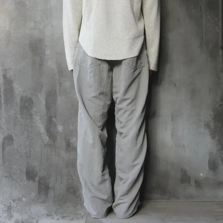 [BUNJANG] Unused Nylon Pants Gray Size 2 / 언유즈드 25FW 나일론 팬츠 그레이 2사이즈 판매합니다