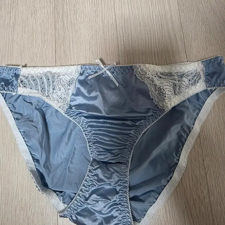 [BUNJANG] Sky Blue Lace Women&