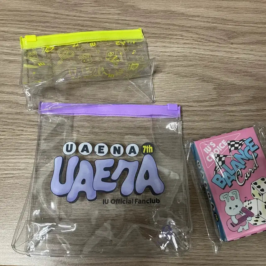 [BUNJANG] IU UAENA Transparent Pouch Set / IU 아이유 팬클럽 유애나 투명 파우치 + 밸런스카드
