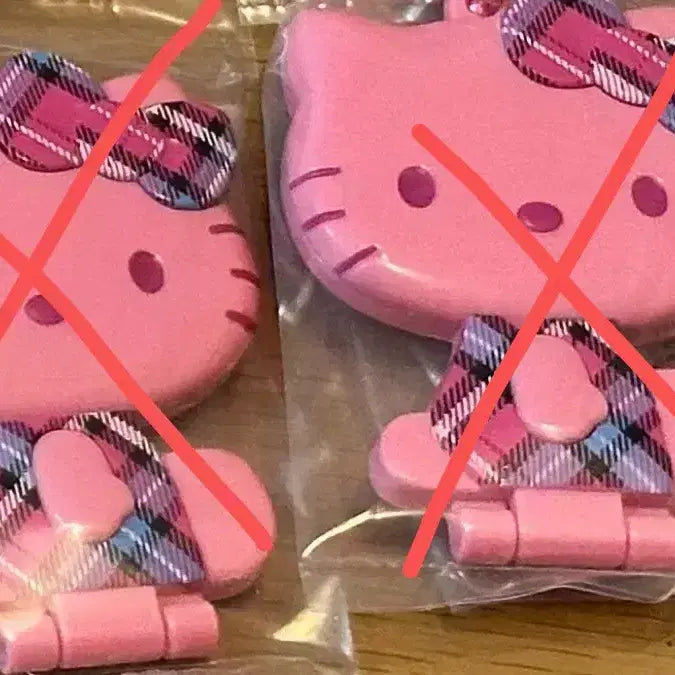 [SOLD OUT] 반다이 헬로키티 미러 키링 [다른게시물참고](5/6까지판매)