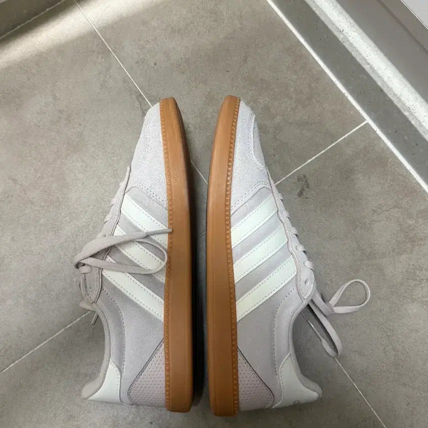 [BUNJANG] Adidas Cloudfoam Plus Sneakers / 아디다스 스니커즈 일본 구매 새제품 250