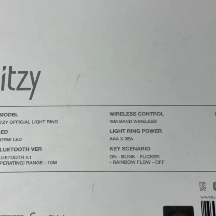 [BUNJANG] ITZY Light Ring Ver.1 (Includes Photocard) / 있지 라이트링 응원봉 ver.1  (라이트링 포카 포함)