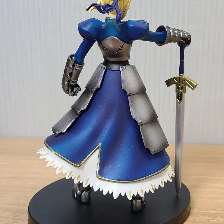 [BUNJANG] Banpresto Fate Saber Figure / 반프레스토 FATE 세이버 피규어