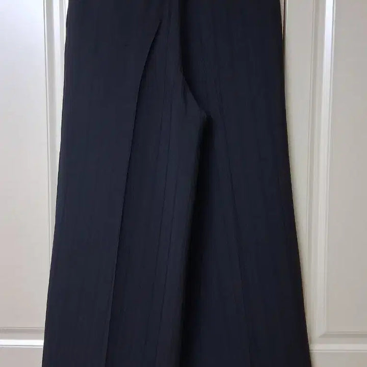 [BUNJANG] ORR Tucked Wide Low Waist Slacks / 오르ORR 핀턱와이드핏 로우웨이스트M66 오르슬랙스와이드팬츠
