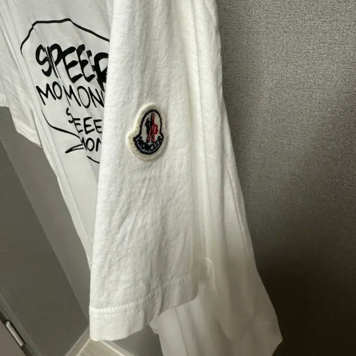 [BUNJANG] Moncler White Printing Short-Sleeve T-Shirt / 몽클레어 화이트 프린팅 반팔 티셔츠