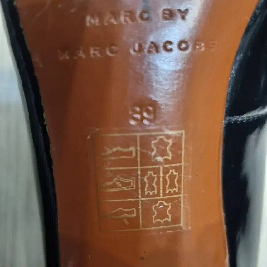 [BUNJANG] Marc Jacobs Black Stiletto Heels / 39 마크제이콥스 블랙스틸렛토
