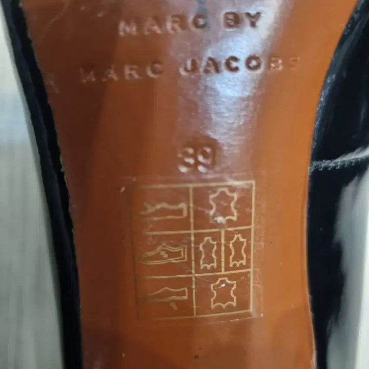 [BUNJANG] Marc Jacobs Black Stiletto Heels / 39 마크제이콥스 블랙스틸렛토