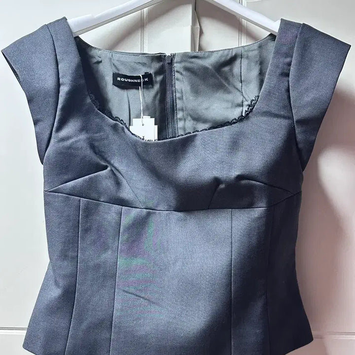 [BUNJANG] Roughneck Square Curve Top S Size / 러프넥 스퀘어 커브 탑