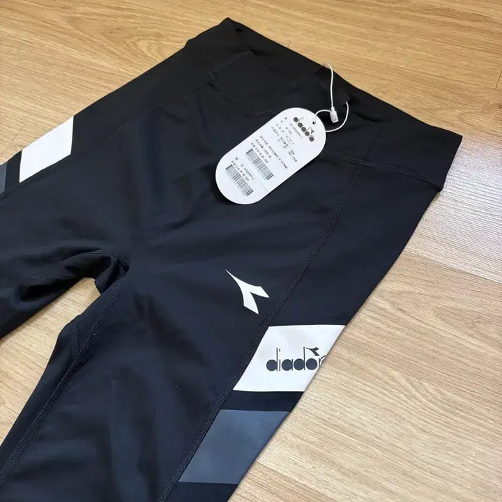 [BUNJANG] Diadora Sports Leggings Black S / 디아도라 스포츠 레깅스 새상품 S