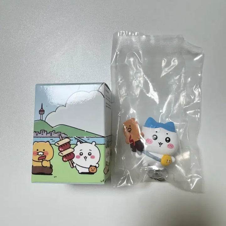 [BUNJANG] Kakao Friends x Hachireru &amp; Chiikawa Collaboration Random Figure Keyring Bundle Set / 일괄 먼작귀 카카오프렌즈 랜덤 피규어 키링 하치레와 치이카와