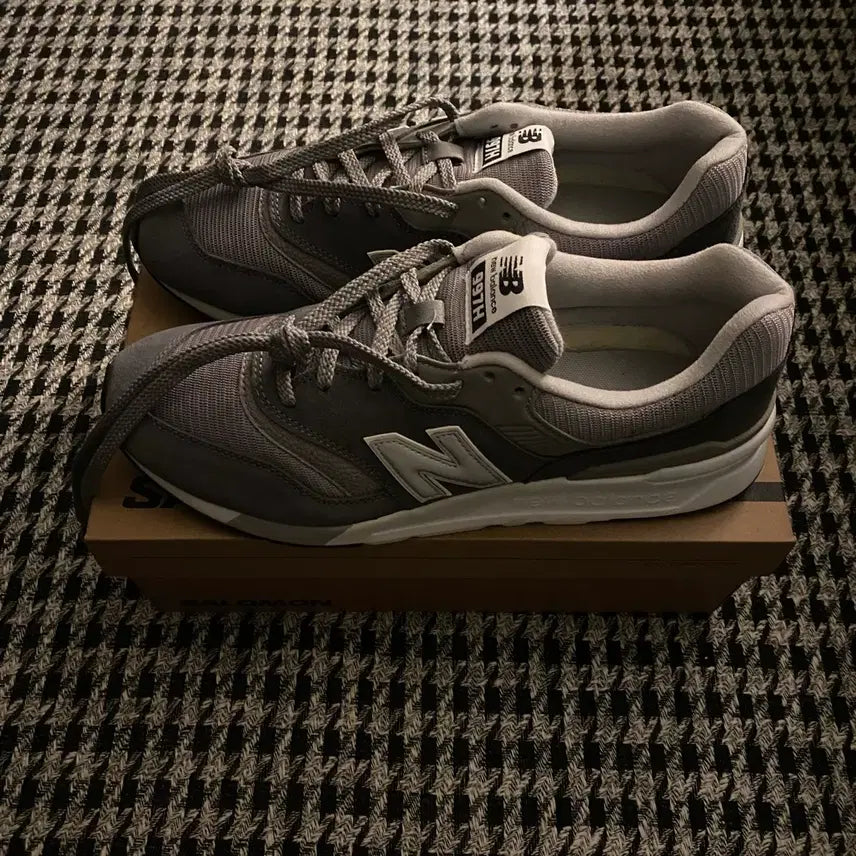 [BUNJANG] New Balance 997H Gray Sneakers / [무료배송] 뉴발란스 997H 280