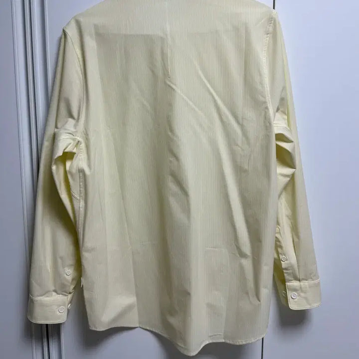 [SOLD OUT] 룰루레몬 뉴벤처 클래식핏 셔츠