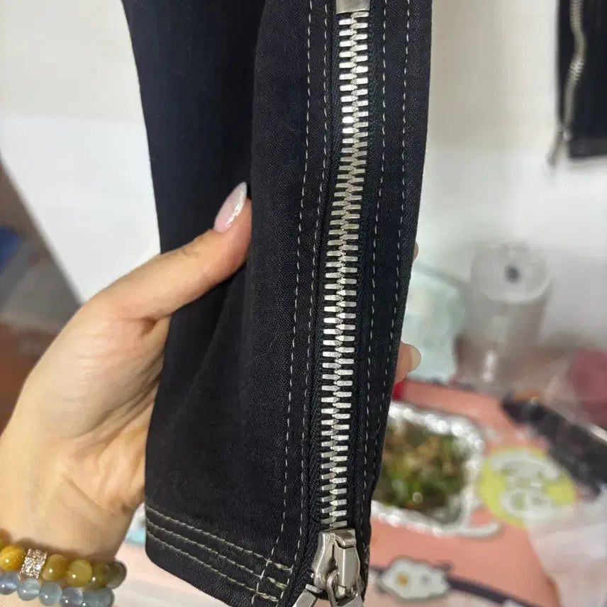 [BUNJANG] Balmain Black Skinny Jeans with Zipper Detail / 발망 블랙 스키니 바지 지퍼