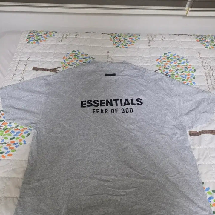 [BUNJANG] Fear of God Essentials Logo T-Shirt Grey M / Fear of God essnetial 반팔 티셔츠 그레이
