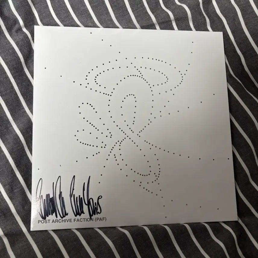 [BUNJANG] Central C x Pap Sign Album LP / 센트럴씨 x 파프 싸인 앨범 lp